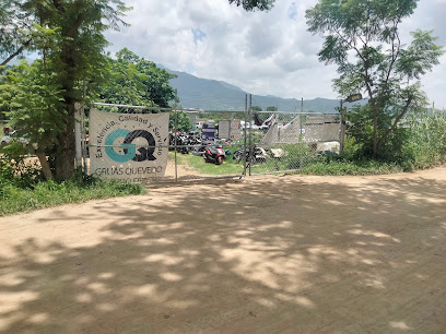 Negocio Encierro Federal Grúas Quevedo (Estética Automotriz Quevedo Jr.)