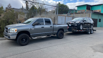 Negocio Grúas Bross En Tecate /