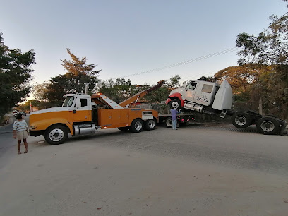 Negocio Gruas Lopez Flores ( Chemaney )