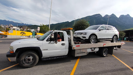 Negocio Gruas Solin- Servicio De Grúa En Monterrey Las 24H Para Autos, Camionetas Y Maquinaria Ligera