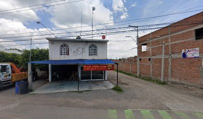 Negocio Gruas Y Refacciones De San Juan