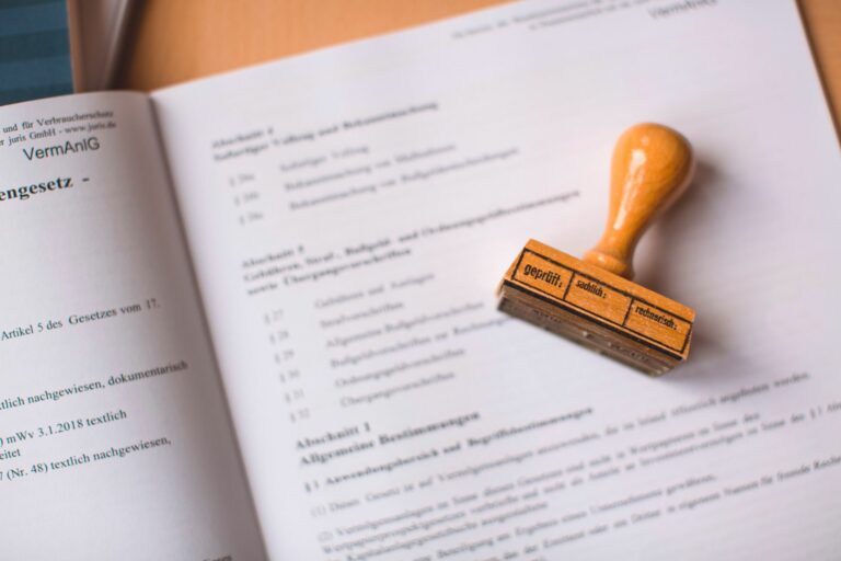 Cómo verificar si una empresa es confiable: Guía de seguridad y validación legal