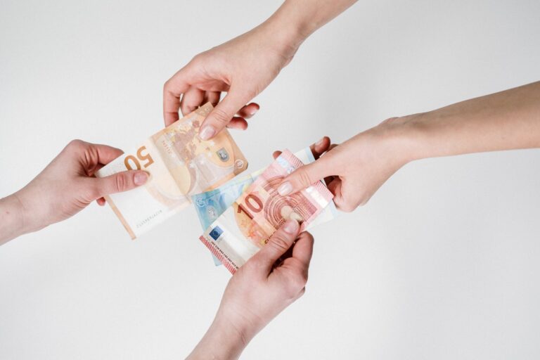 ¿Cuánto cuesta un traslado largo? Guía de costos, logística y servicios