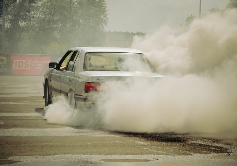 ¿Qué hacer si el motor hace ruido? Guía para identificar fallas y prevenir daños